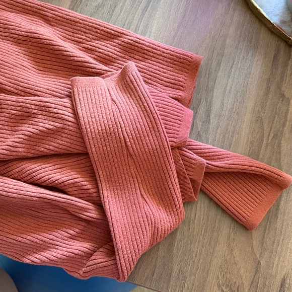 Faherty Cardigan - Picture 3 of 3